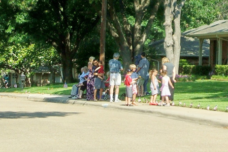 Spring Creek Memorial Day Parade 2009 PreRoute Our House 03.JPG